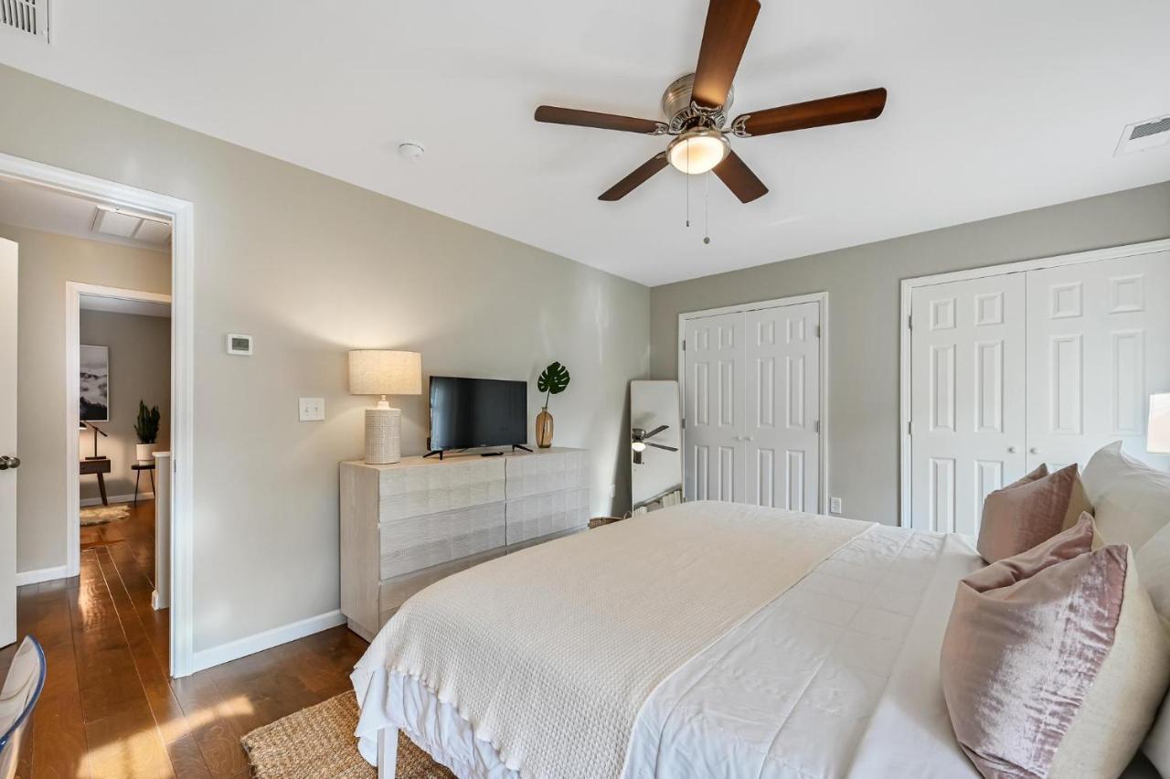 Accessible To Center Townhome 1 *